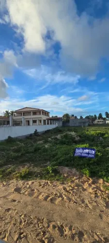 LOTE NA PRAIA DE COSTA AZUL