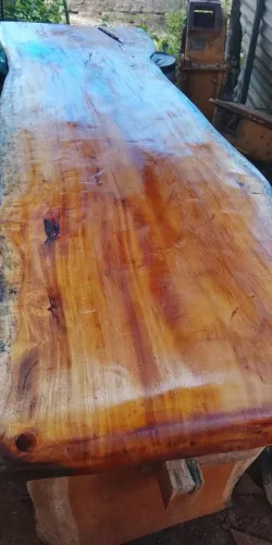 Mesa rústica com preço e qualidade.