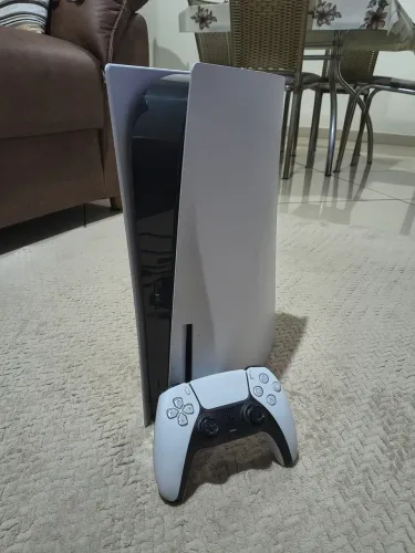 Playstation 5 semi-novo 