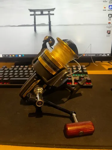 Molinete Daiwa BG90 (pouco uso)