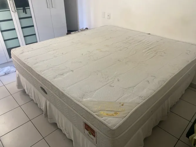 Vendo cama box ortobom Lyberty King bambu