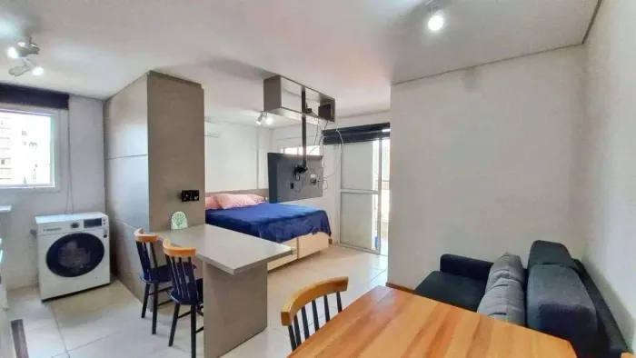 Studio à venda em Curitiba, Centro, ampla sacada com churrasqueira, 34,52m²
