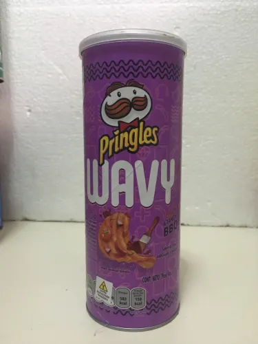 Lata vazia batata Pringles Wavy