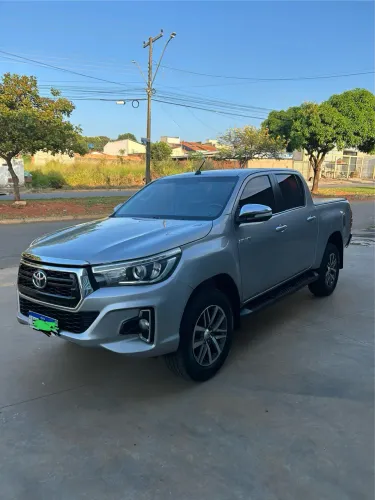 Toyota Hilux CD SRX 4X4 2.8 TDI 16V Diesel Aut. 2017