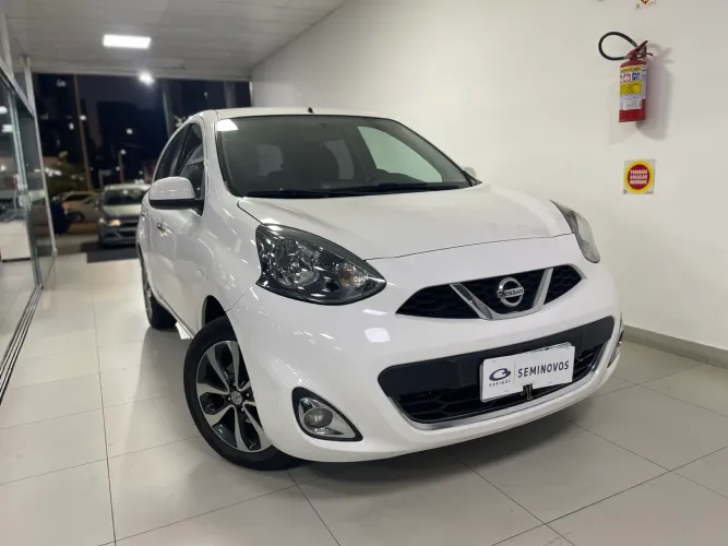 Nissan March SL 1.6 16V Flexstart 5P Aut. 2017