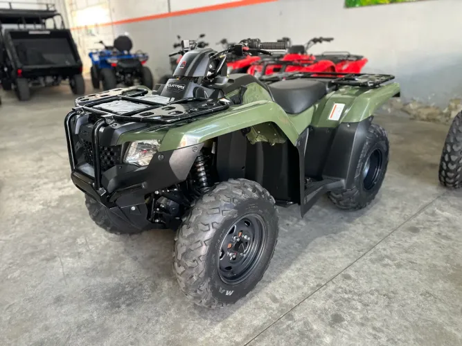 Quadriciclo Honda Fourtrax 4x4 2025