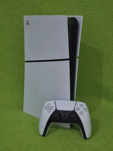 PS5 SLIM 1T | GARANTIA 08/26 | ACEITO OLX PAY |