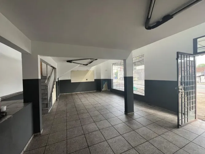 Imóvel para aluguel possui 80 metros quadrados em Vila Nova - Jaraguá do Sul - SC