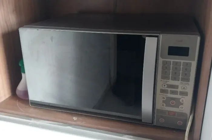 Micro-ondas espelhado 