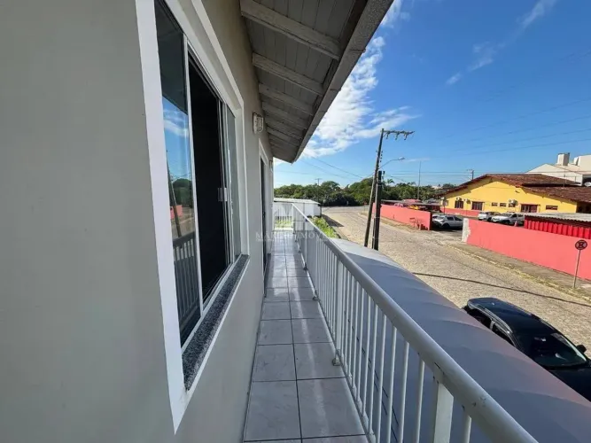 Imóvel para aluguel possui 60 metros quadrados com 3 quartos em Centro - Barra Velha - SC