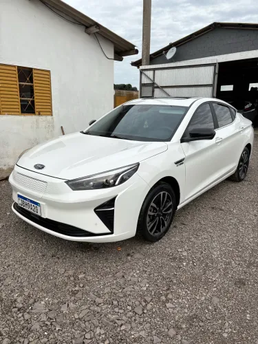 JAC E-J7 193cv 5P Aut. (elétrico) 2023