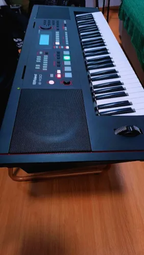 TECLADO ARRANJANDOR ROLAND E-X50