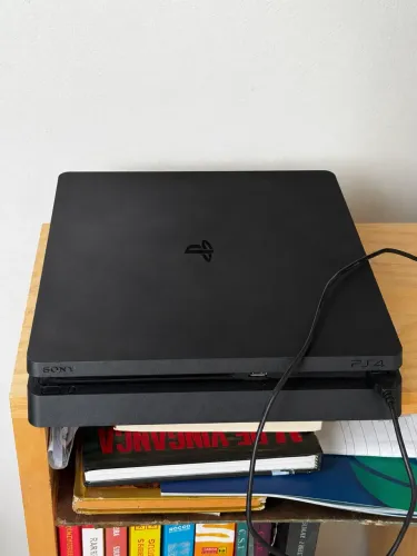 PlayStation 4 1TB