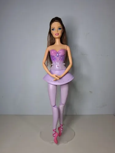 Boneca barbie sapatilhas mágicas