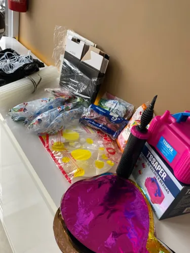 Materiais para fazer balão/ presentes