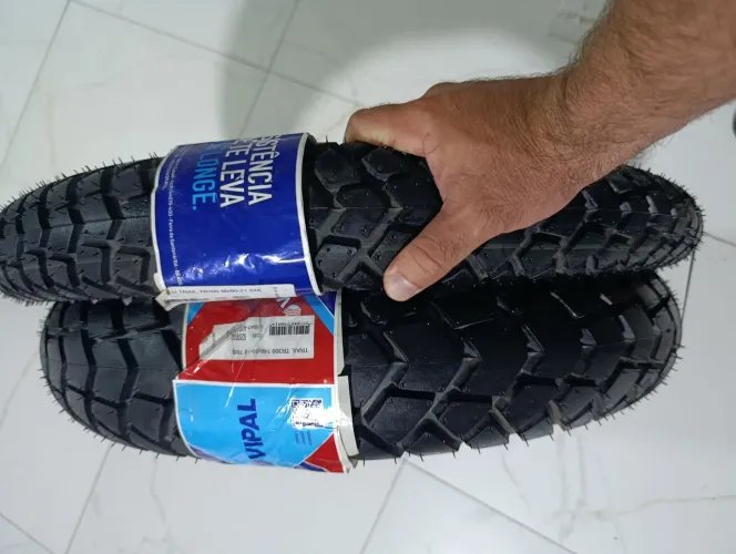 Par de pneus novos VIPAL para XRE, Falcon, Lander, XT 660