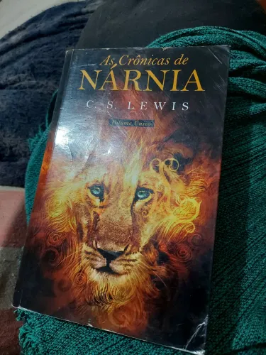 Livro : As crônicas de Nárnia (volume único)