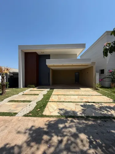 Imóvel para venda tem 179 metros quadrados com 1 quarto em Condomínio Belvedere II - Cuiab
