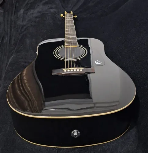 Violão Epiphone a venda. 