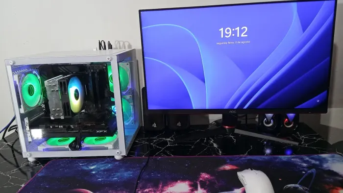 PC GAMER RX 7600 8GB + Ryzen 5 5600X 4.7GHz