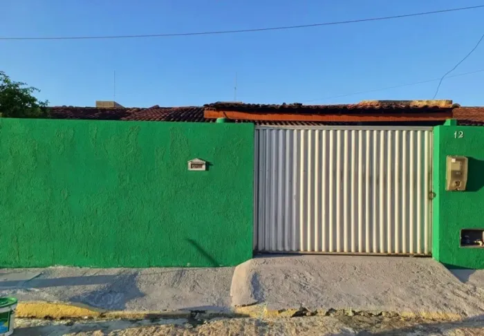 Casa no Eduardo Gomes