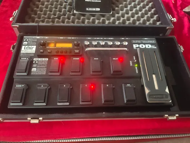 Pedaleira Line 6 Pod XT Live Semi Nova Toda Original