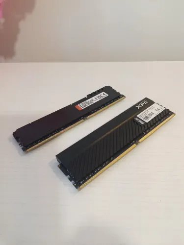 Memória RAM DDR4 16GB (2x8GB) - XPG Gammix D45 + Fury Beast