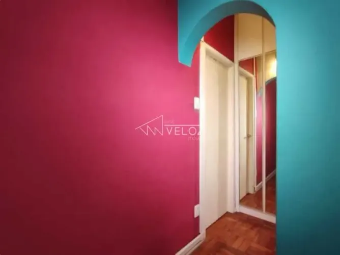 Apartamento : / Residencial / Glória