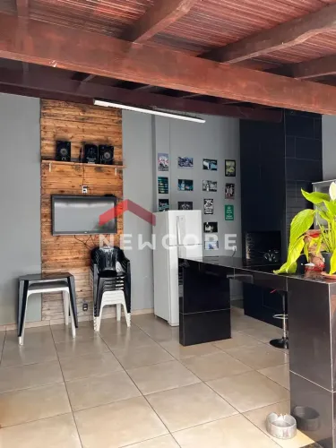 Casa em Rua Aurélio Sacoman - Jardim João Paccola - Lençóis Paulista/SP