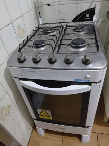 Fogão de 4 Bocas Esmaltec
