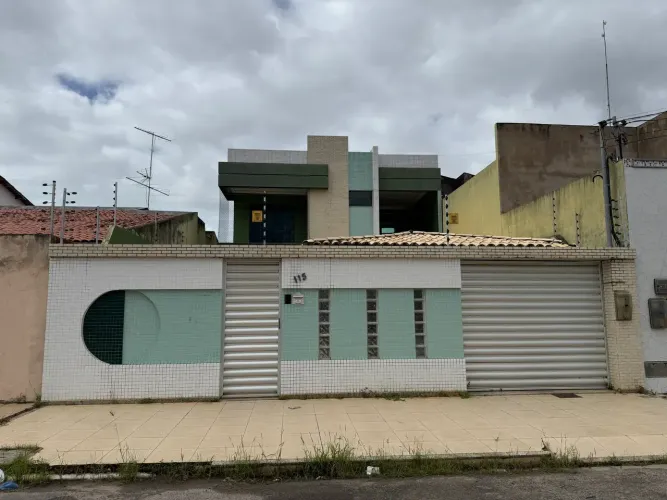Casa para alugar na Rua Luiz Vieira Ramos, bairro Jabotiana