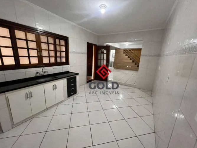 Sobrado com 2 dormitórios para alugar, 120 m² por R$ 1.911,64/mês - Jardim Santo Antônio -