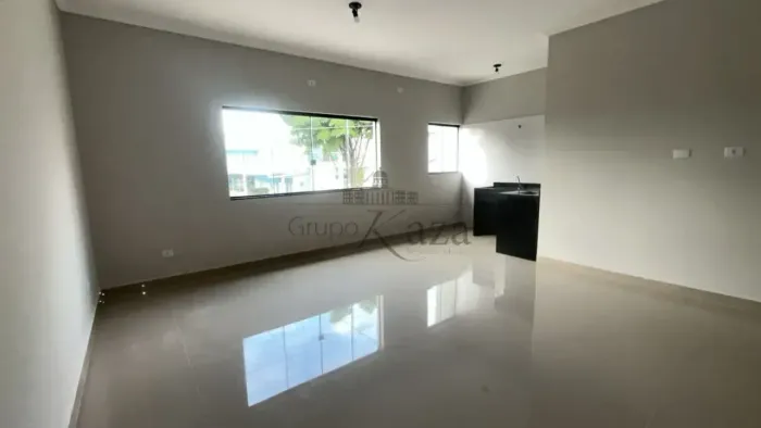 Salão Comercial / Kitnet - No bairro Loteamento Villa Branca
