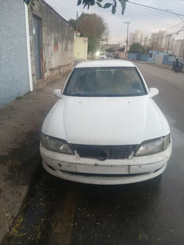 Vectra cd sucata somente as peças