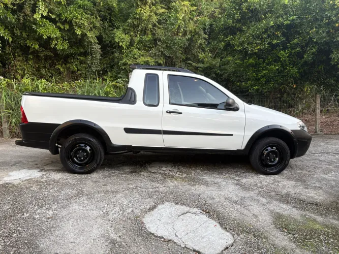 Fiat Strada 1.4 MPI Fire Flex 8V CE 2012