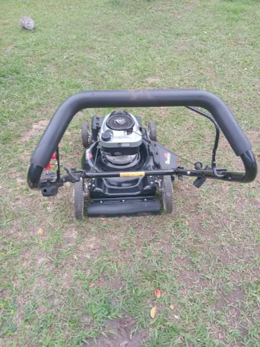 Cortador de Grama a Gasolina Tracionado 4 Tempos 6.5HP 196CC TLM530TRMS65-XP TOYAMA-404