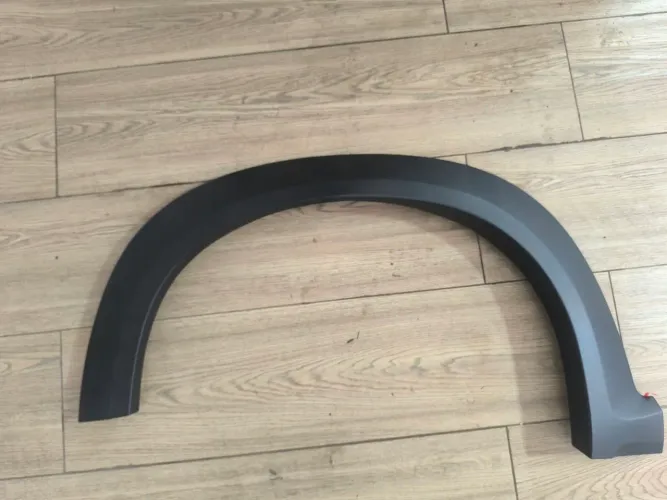 Moldura paralama Fiat pulse