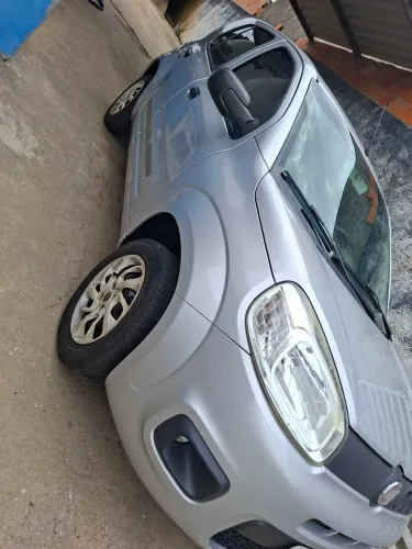 Fiat Uno Attractive 1.0 EVO Fire Flex 8V 5P 2015