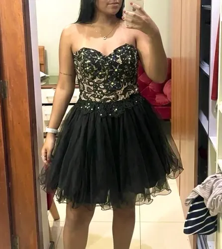 VESTIDO CURTO DE FESTA PRETO