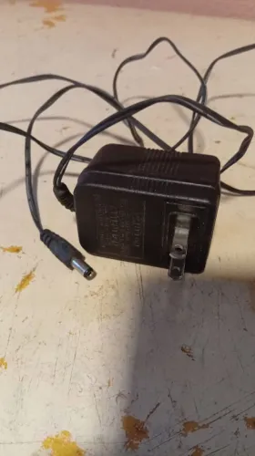 Fonte de alimentação 6V 300mA Mammoth TK4873-ASTD