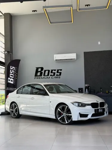 BMW 320I A 2.0 Turbo/activeflex 16V 184cv 4P 2013