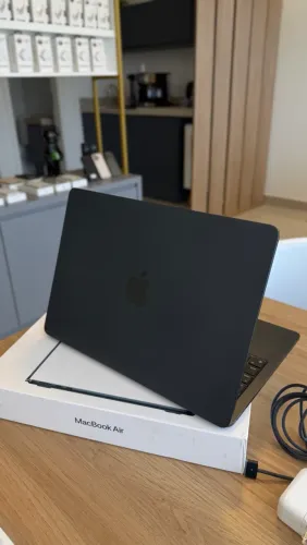 MACBOOK AIR M2 - 256GB | 8RAM | SEMI NOVO