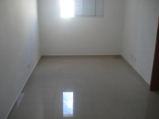 Sobrado em condominio com 02 Quartos sendo 02 suites para alugar na Vila Matilde zona lest