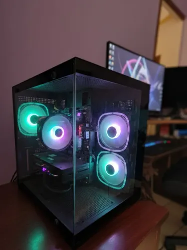 PC Gamer Ryzen 5 5600X | 32GB Ram | RX580 | SSD NVME 256GB