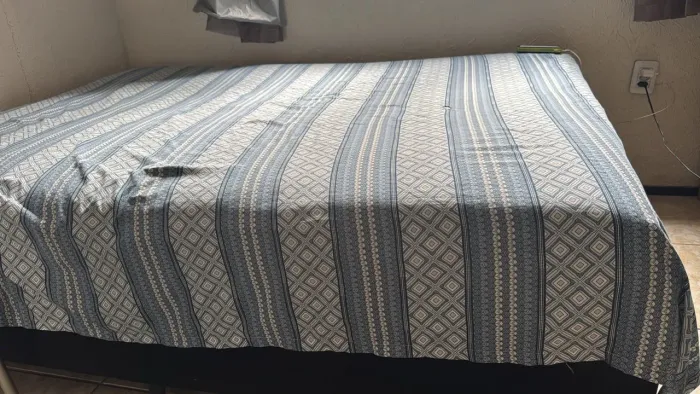 Cama de casal conjugada 