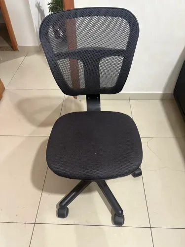 Cadeira de escritório preta