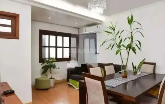 Casa Residencial/Sobrado para aluguel, 3 quartos, 2 suítes, 1 vaga, Santana - Porto Alegre