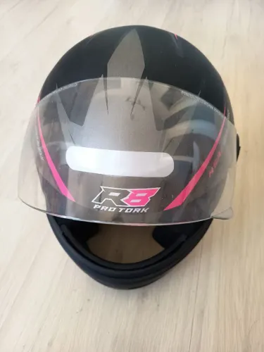 Capacete de moto 