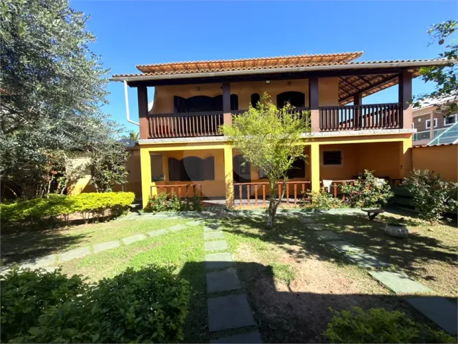 Casa com 7 quartos à venda em Peró - RJ