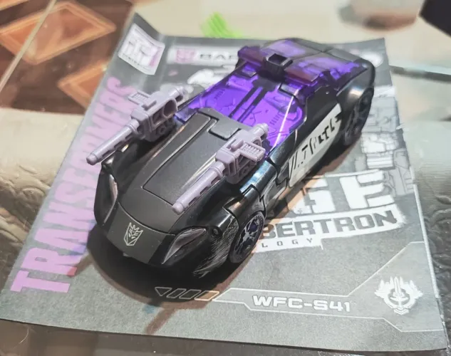 Transformers War for Cybertron Siege Barricade